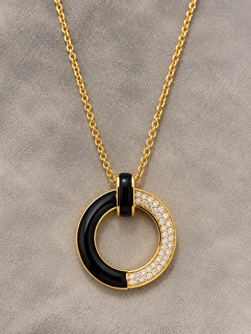 22kgp Dubai Jewelry Elegant Two-Tone Circle Pendant Necklace - Gold and Black